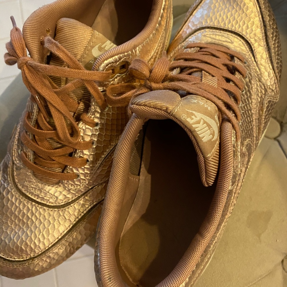 Nike air max